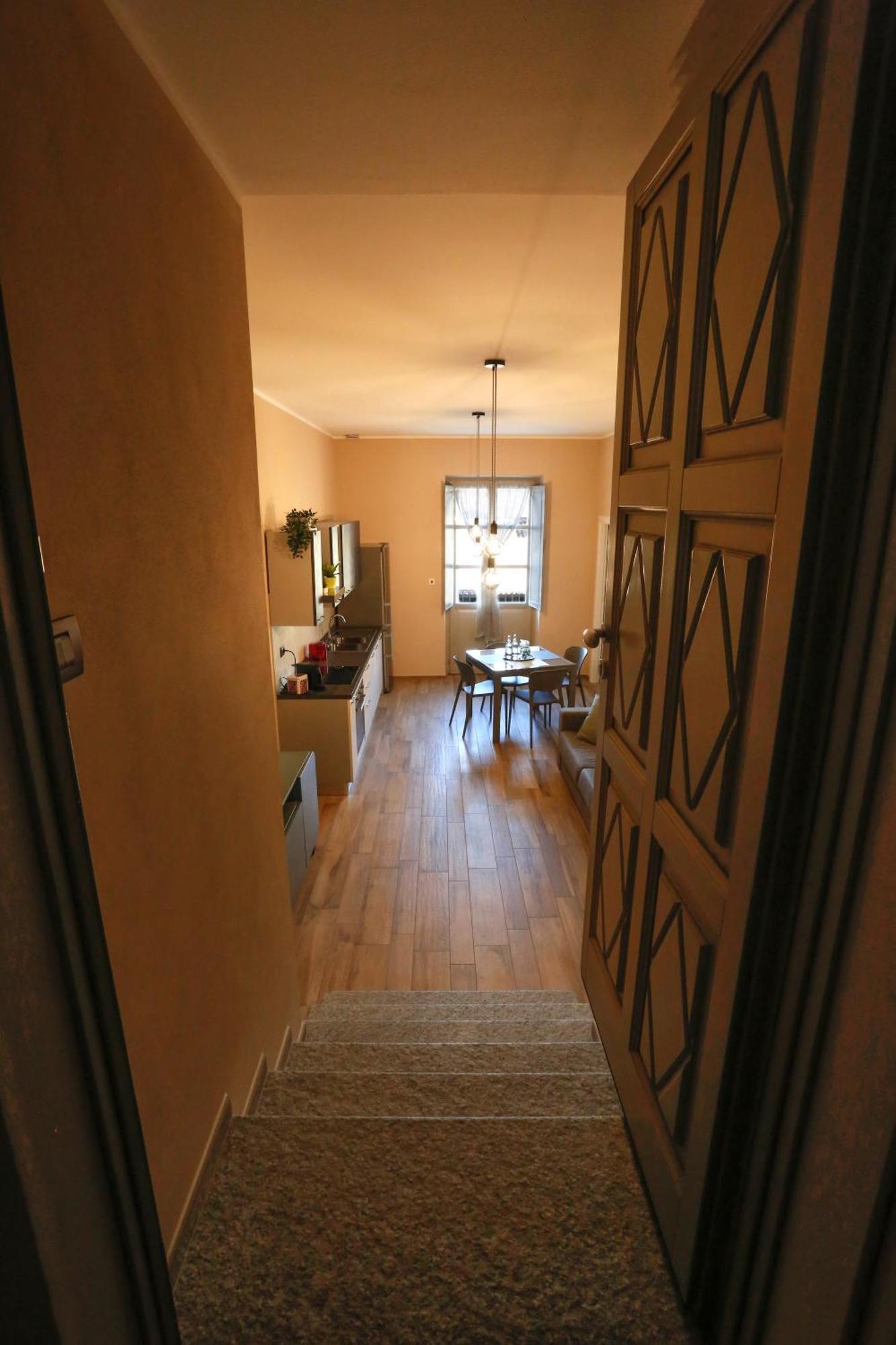 Via Roma Guest House Cherasco Eksteriør billede